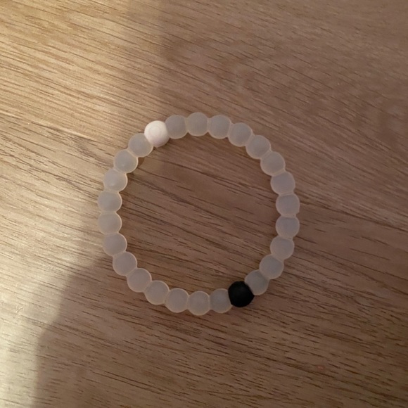 Lokai bracelets - Picture 7 of 10